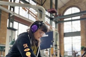 Learn Woodworking: Intro Classes Near You [Beginner's Guide] | Step-by-Step Guides, Tools & Inspiration to Build Beautiful Wooden Decor on a Budget