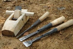 Essential Primitive Woodworking Hand Tools: A Beginner's Guide Step-by-Step Guides, Tools & Inspiration to Build Beautiful Wooden Decor on a Budget Essential Primitive Woodworking Hand Tools: A Beginner's Guide | Step-by-Step Guides, Tools & Inspiration to Build Beautiful Wooden Decor on a Budget