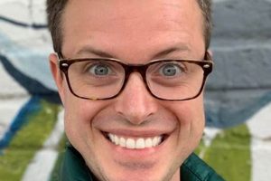 Artisan Karn Custom Woodwork: Built to Last! Step-by-Step Guides, Tools & Inspiration to Build Beautiful Wooden Decor on a Budget Artisan Karn Custom Woodwork: Built to Last! | Step-by-Step Guides, Tools & Inspiration to Build Beautiful Wooden Decor on a Budget