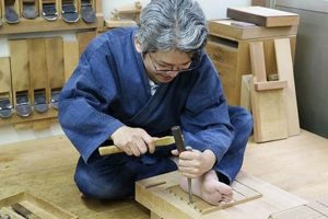 Learn Sashimono: Woodworking Classes & More! Step-by-Step Guides, Tools & Inspiration to Build Beautiful Wooden Decor on a Budget Learn Sashimono: Woodworking Classes & More! | Step-by-Step Guides, Tools & Inspiration to Build Beautiful Wooden Decor on a Budget