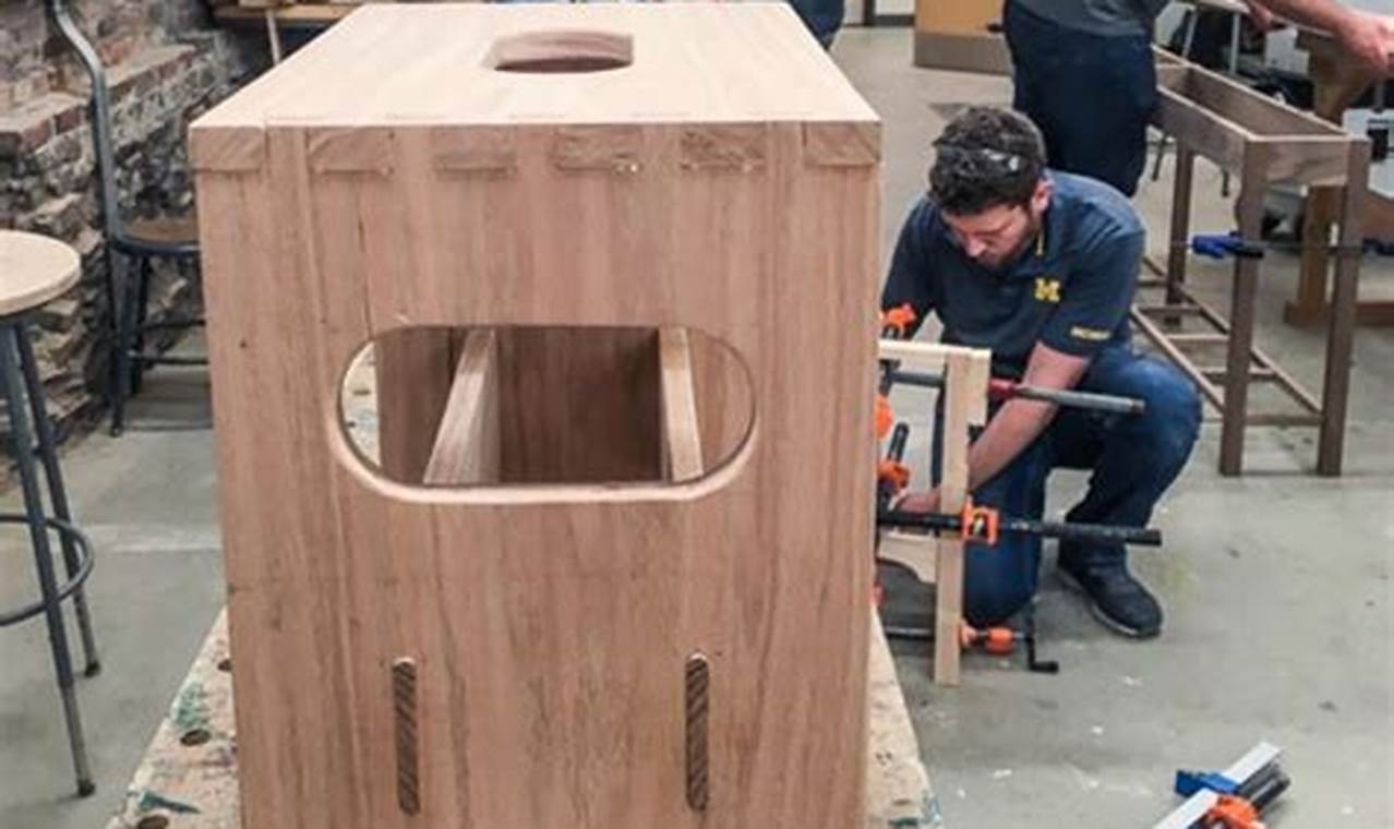 Start Easy: Online Beginner Woodworking Classes For You Step-by-Step Guides, Tools & Inspiration to Build Beautiful Wooden Decor on a Budget Start Easy: Online Beginner Woodworking Classes For You | Step-by-Step Guides, Tools & Inspiration to Build Beautiful Wooden Decor on a Budget