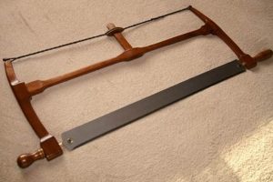 Frame Saw Guide: Precision Woodworking with a Frame Saw | Step-by-Step Guides, Tools & Inspiration to Build Beautiful Wooden Decor on a Budget