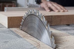 Best Woodworking Table Saw Blades: Buyer's Guide &amp; Tips | Step-by-Step Guides, Tools & Inspiration to Build Beautiful Wooden Decor on a Budget